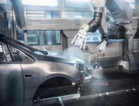 汽車噴涂機(jī)器人的首要優(yōu)勢